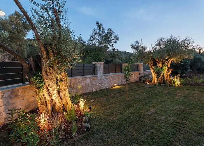 Ertha Retreat Homes فيلة *