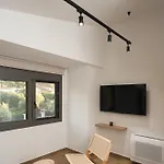 Вилла Ertha Retreat Homes